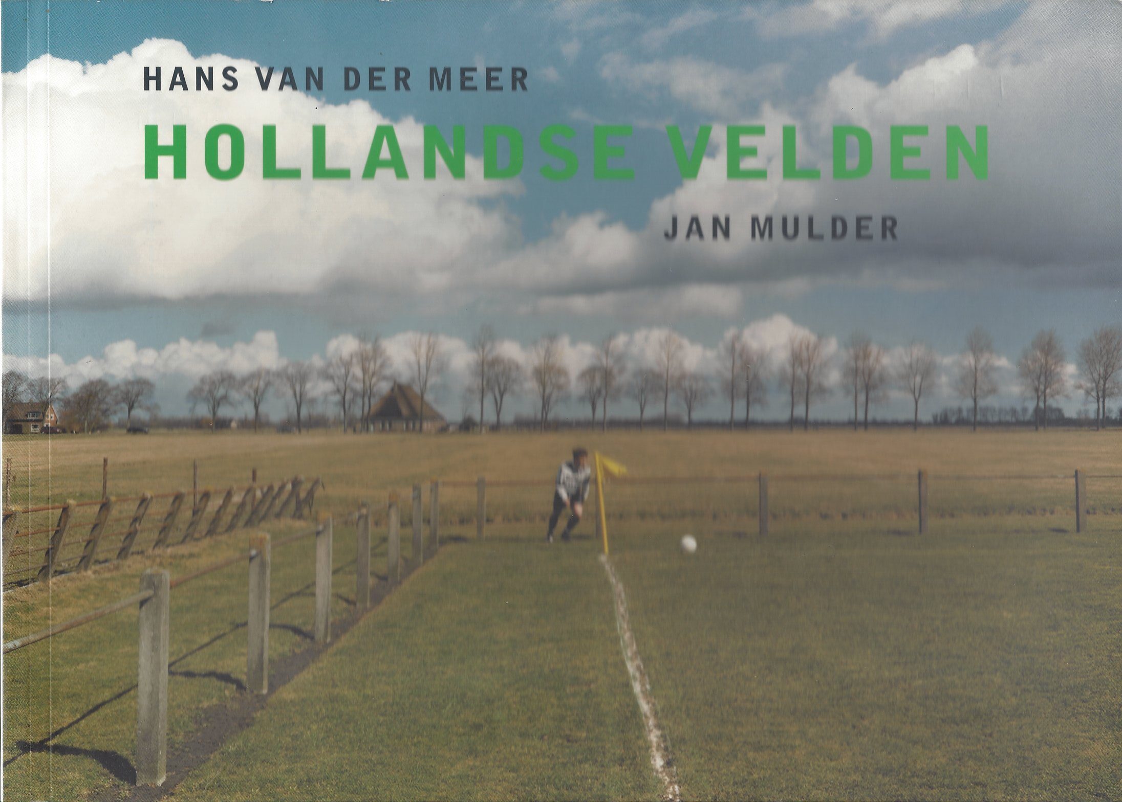 Hollandse velden voetbalboek